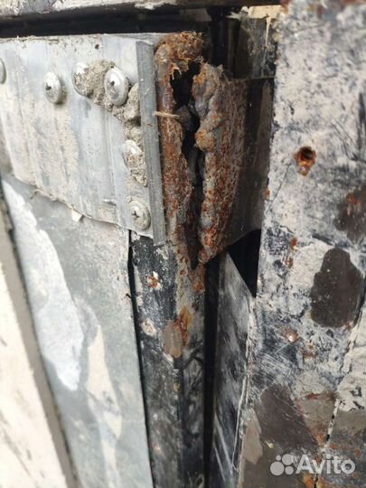 Скрытый люк под плитку в подвал