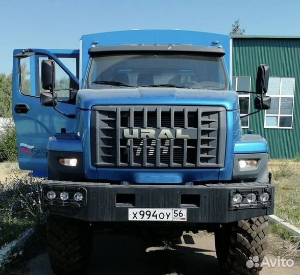 Требуется водитель кат D на вахтовый автобус