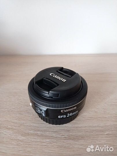 Объектив Canon EF-S24mm f/2.8 STM