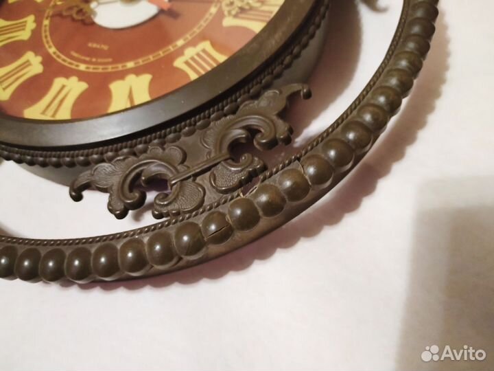 Старинные настенные часы СССР