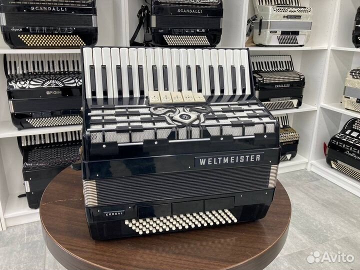 Аккордеон Weltmeister Cordal