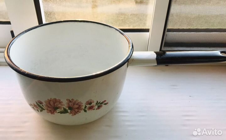 Ковшик эмалированный