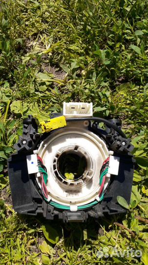 Nissan navara подрулевой шлейф