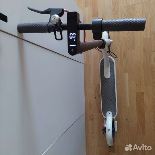 Электросамокат robot M365 pro