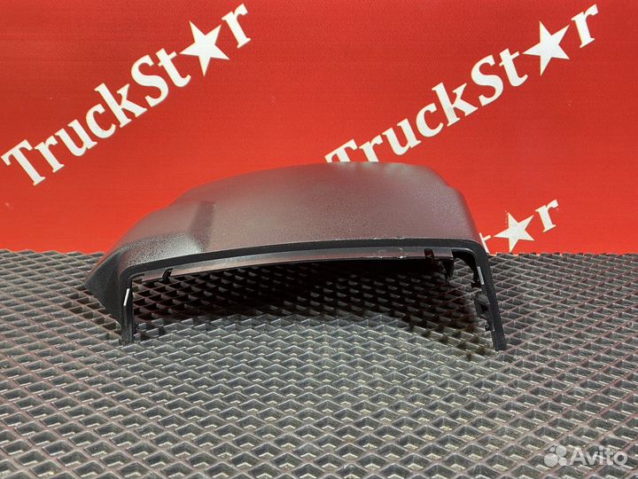 Кожух рулевой колонки 2018г Renault T