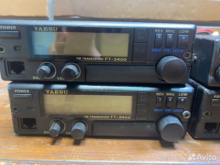 Автомобильная рация Yaesu FT2400