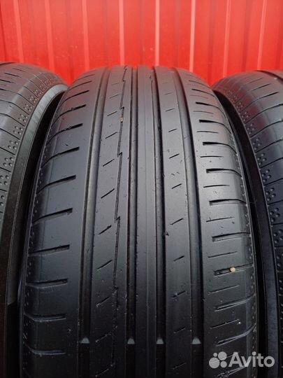 Yokohama BluEarth AE50 215/65 R17