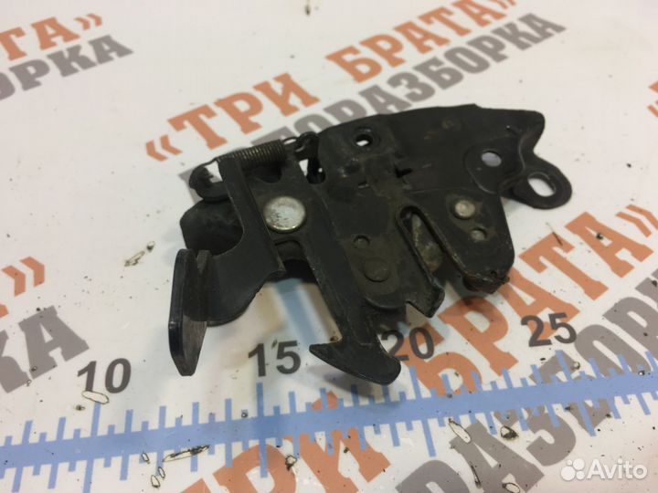 Ниссан Альмера Классик Замок капота Средний/Центр