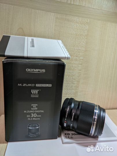 Объектив Olympus M.Zuiko Digital 30mm 1:3.5 Macro