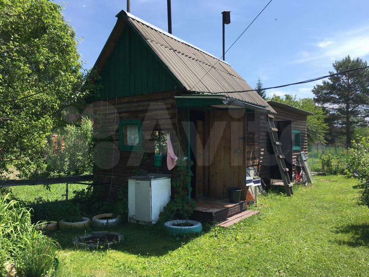 Дом 45 м² на участке 5 сот.