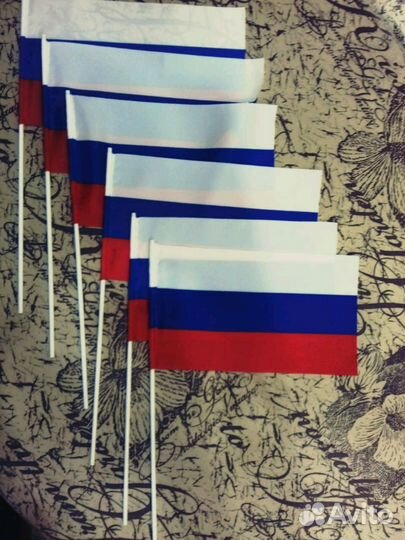 Флаг ручной работы