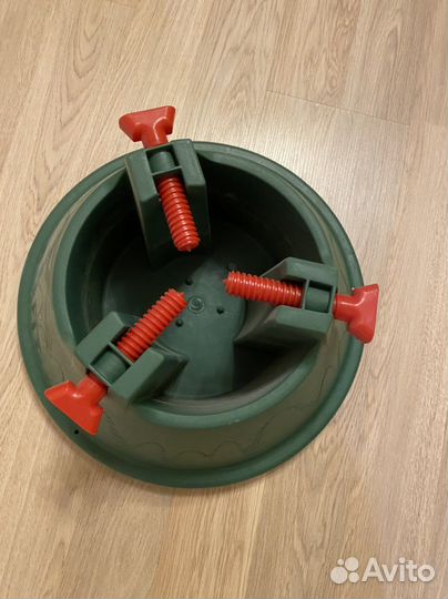 Подставка под ёлку