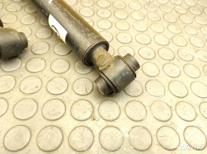 Амортизаторы комплект задние Mercedes-Benz W246