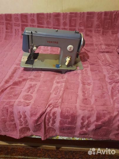 Швейная машина Veritas