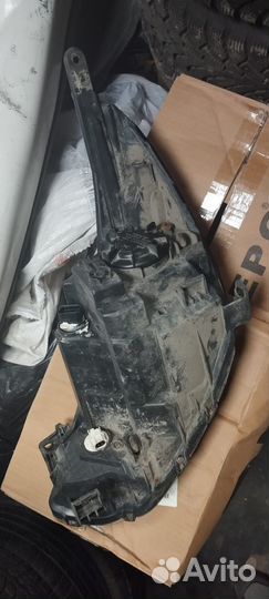 Фара правая Hyundai Solaris