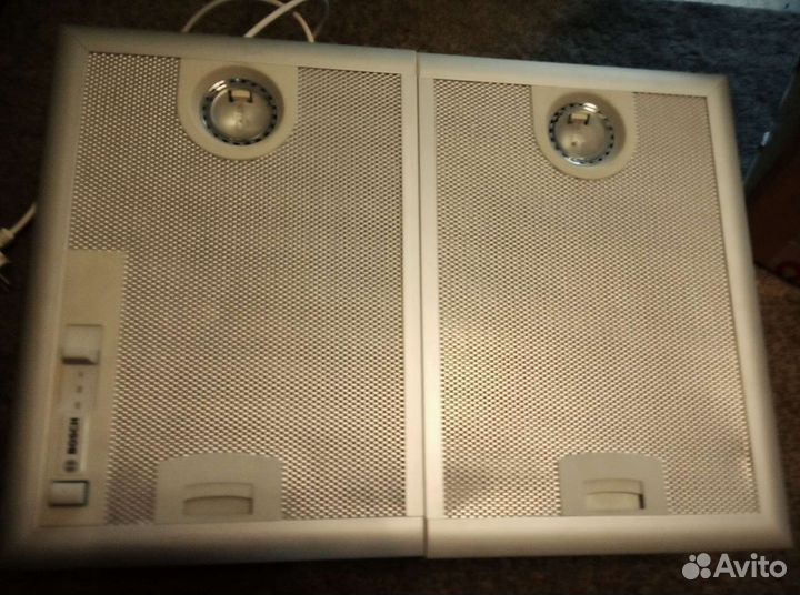 Вытяжка встраиваемая в шкаф 60 см Bosch DHL 545 S