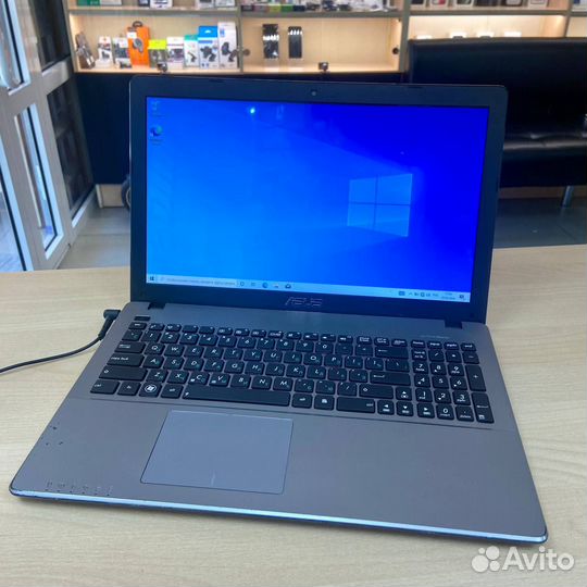 Ноутбук Asus X550CC