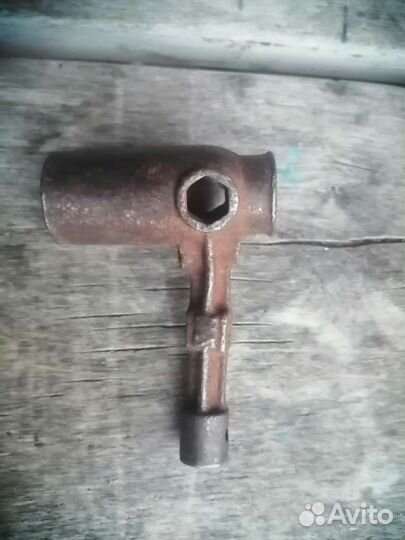 Ключ комбинированный свечной лмз