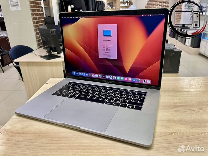 Apple Macbook Pro 15 2017г (Core i7/16/512) гарант
