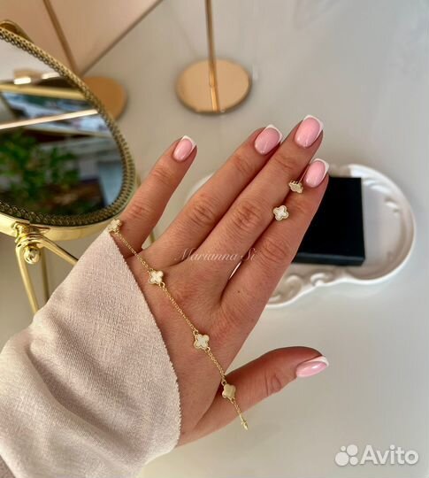 Серьги van cleef цвет золото