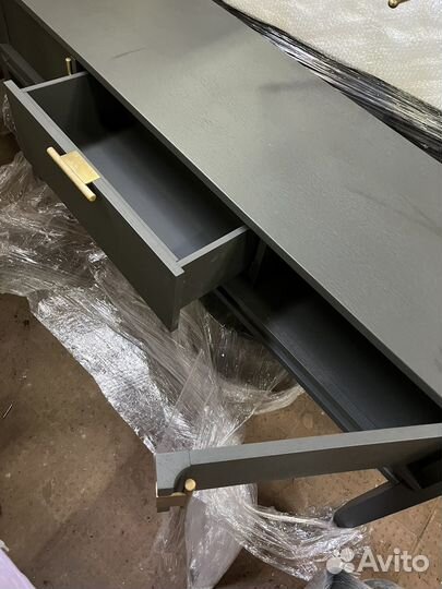 Стол - консоль Италия