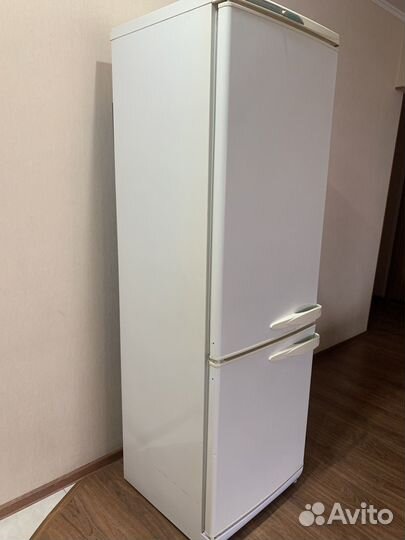 Холодильник хотпоинт Аристон б/у (Stinol)