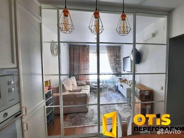 Стеклянная перегородка для зонирования