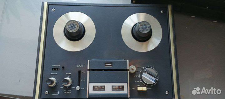 Катушечный магнитофон