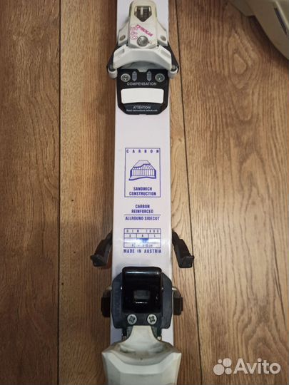 Горные лыжи и ботинки