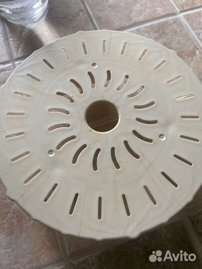 Втавка в Чашу для мультиварки Bork U701