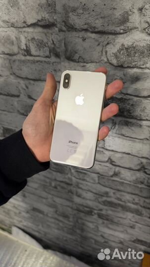 iPhone X, 64 ГБ