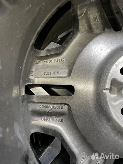 Оригинальный комплект колес Hyundai R19 как новый