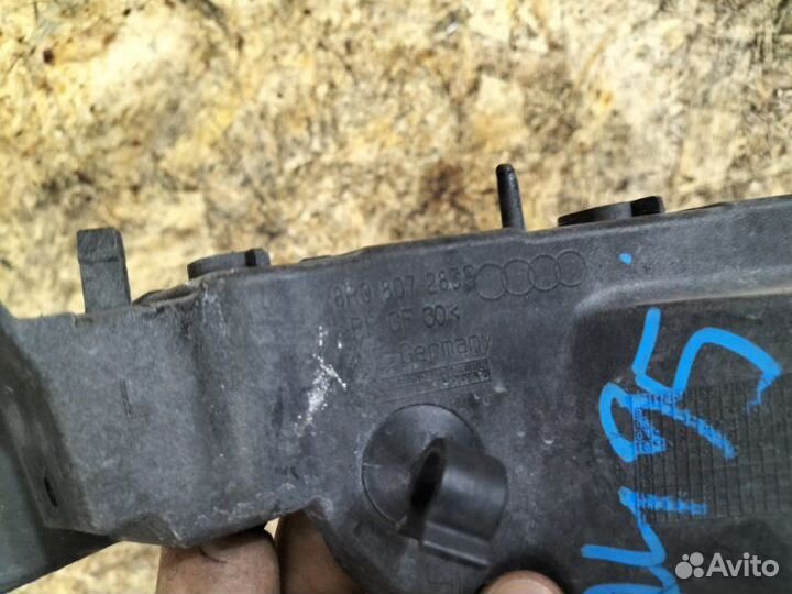 Кронштейн левый Audi Q5 I 8R cdnc 2011