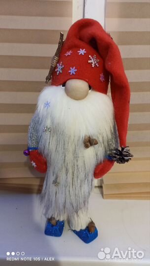 Новогодний гном