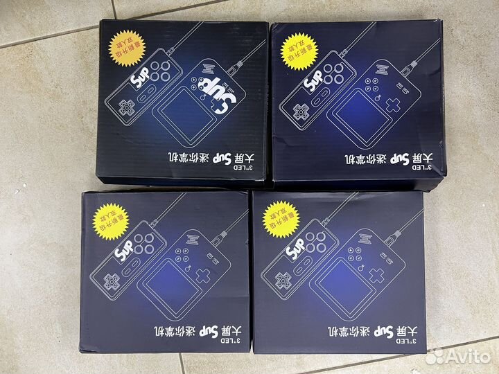 Игровая приставка Sup с джойстиком