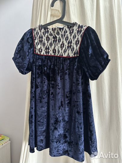 Платье zara бархатное 110