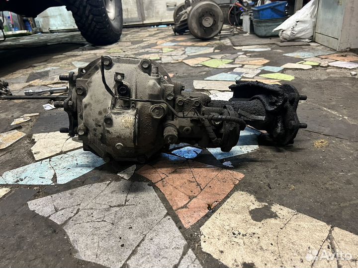 Передний редуктор surf 130