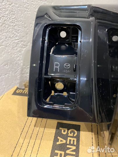 Стоп-сигнал задний правый Mazda Cx-8 / Cx-9 KG