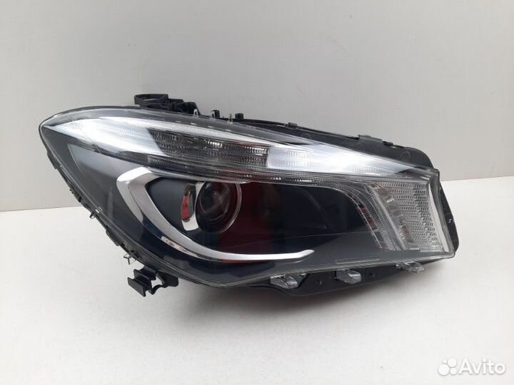 Фара правая Mercedes-Benz Cla-Class X117 2013-2016