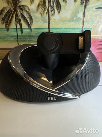 JBL станция