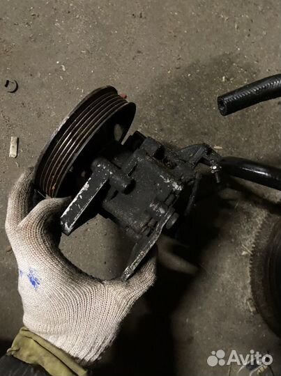 Насос гидроусилитель Mercedes W210