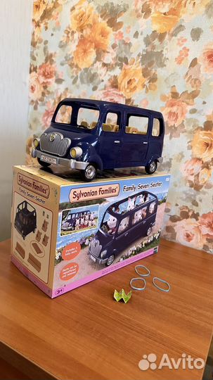 Семейный автомобиль Sylvanian family