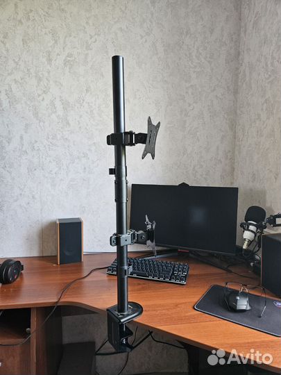 Продам кронштейн UniTeki FMT71 black