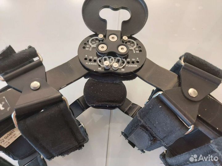 Ортез на правый коленный сустав с шарнирами Orlett