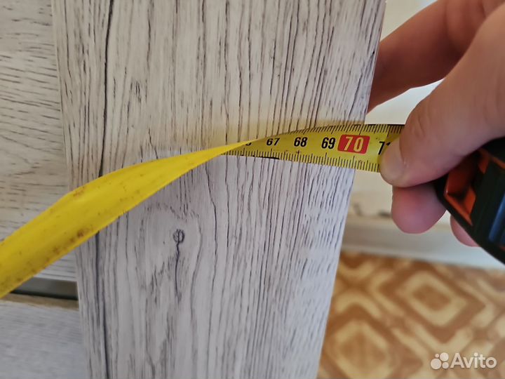 Дверь межкомнатная 700 с коробкой(новая)