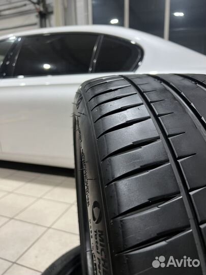 Michelin Pilot Sport 4 S 285/35 R20