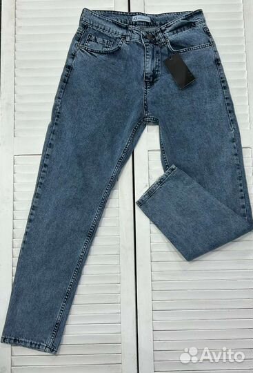 Джинсы бананы Armani