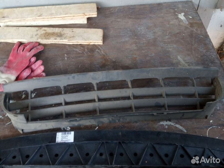 Решетка радиатора на Volkswagen crafter
