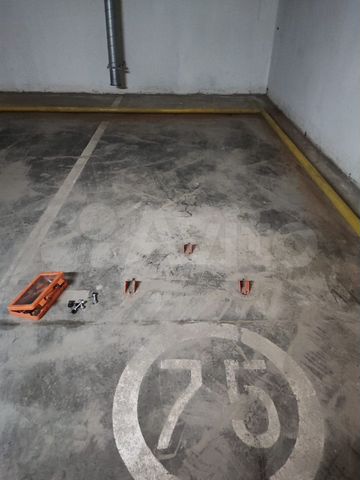 Машиноместо, 15 м²