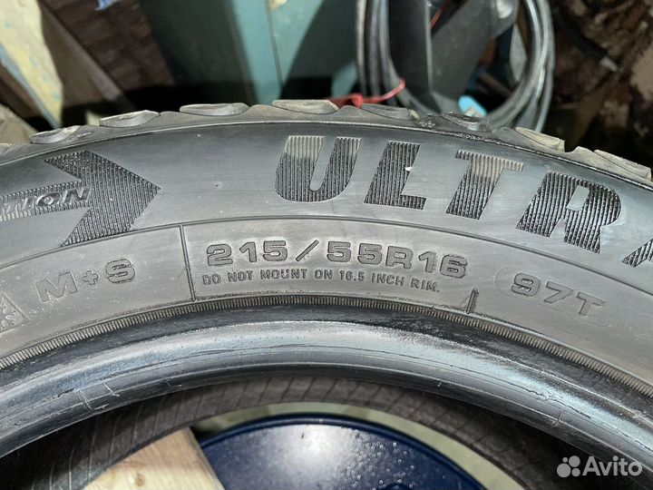 Goodyear Ultragrip Ice Arctic 215/55 R16